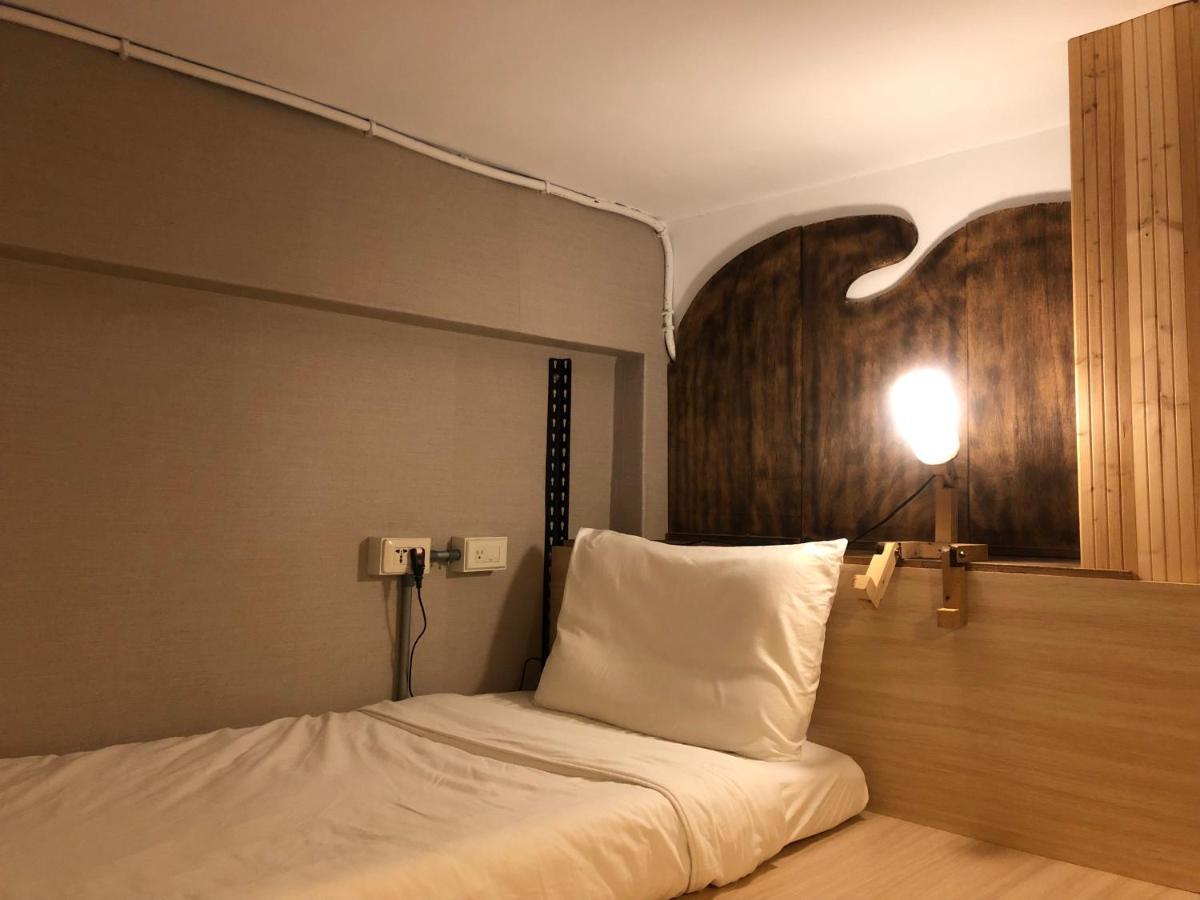 Hostel Of Rising Sun 昇行旅 Yonghe Bagian luar foto