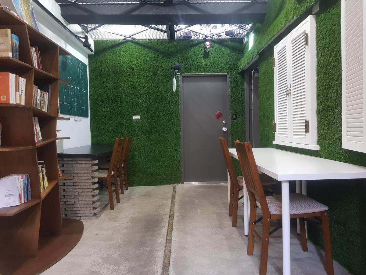 Hostel Of Rising Sun 昇行旅 Yonghe Bagian luar foto