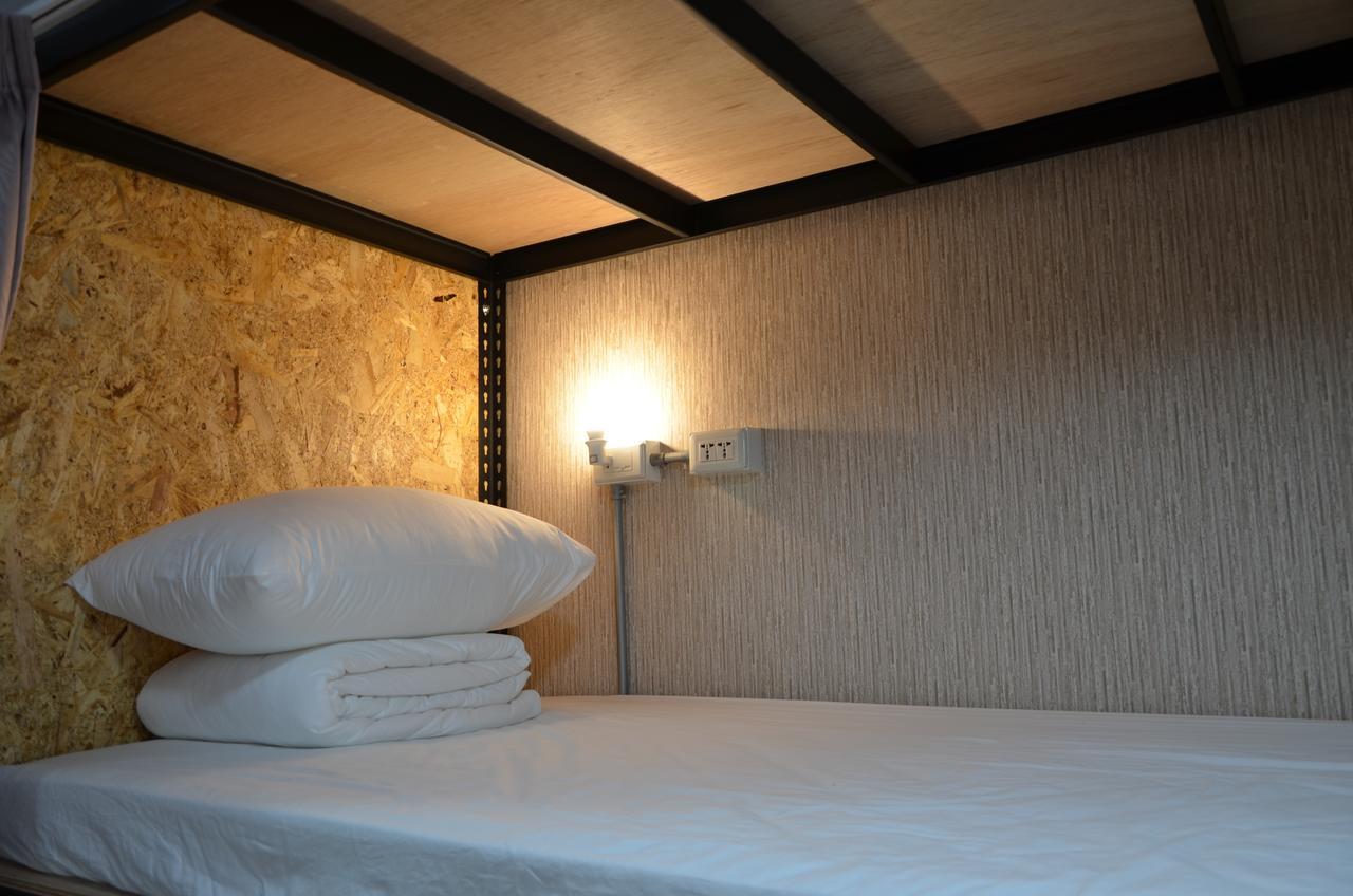 Hostel Of Rising Sun 昇行旅 Yonghe Bagian luar foto